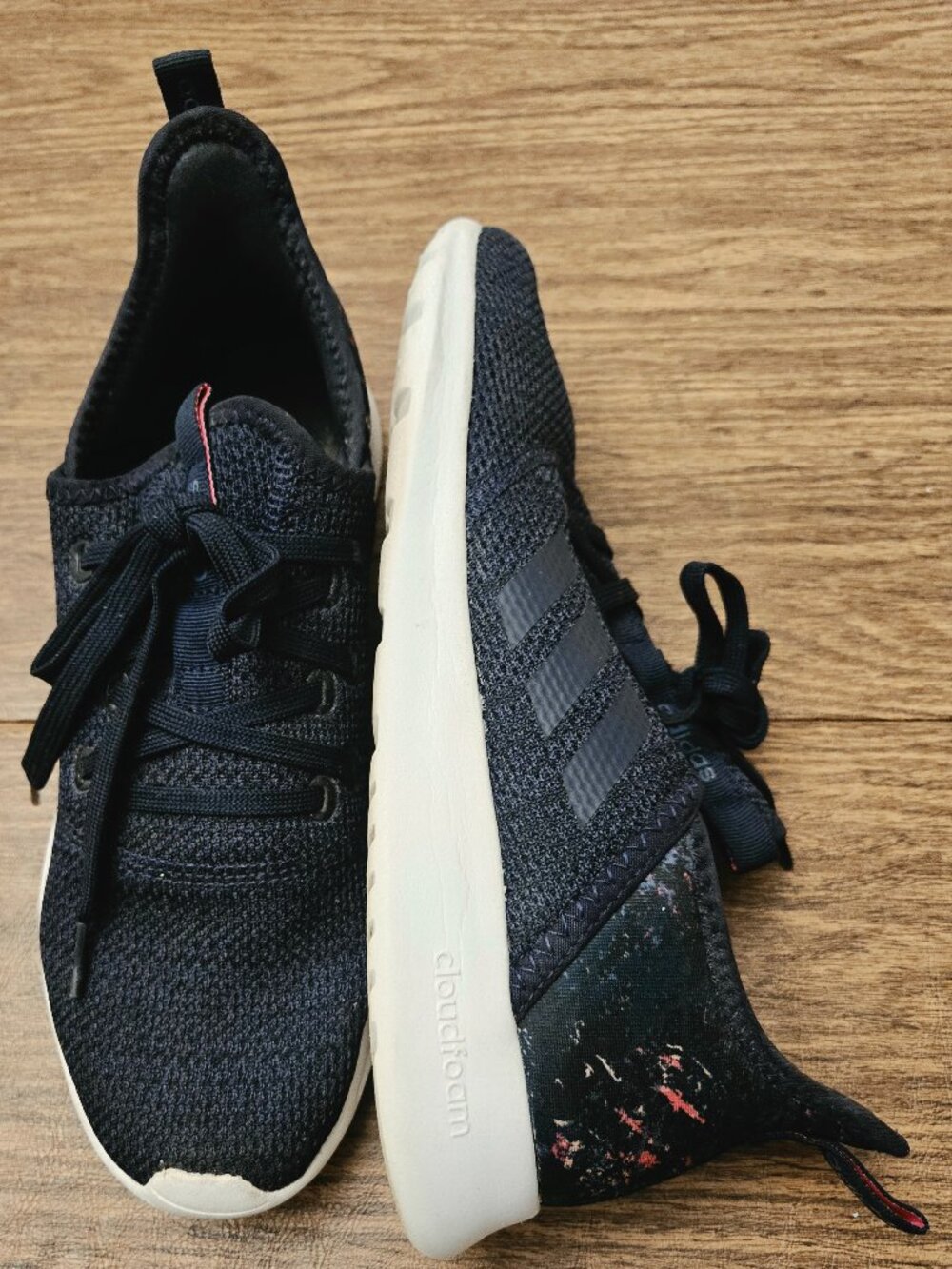 ADDIDAS Women's Black Knit Upper Athletic Sneakers Art Print Heel Cup - Size 9M